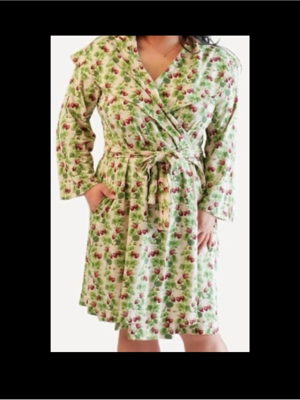 Kate Quinn Strawberry Robe - Picture 7 of 7